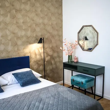 Hedone City Luxury Apartments With Free Parking Pula Exterior photo