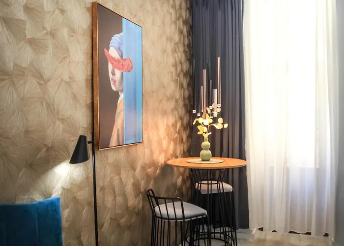 Hedone City Luxury Apartments With Free Parking